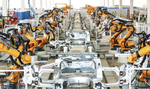 恒大汽车基地超燃霸屏 黑灯工厂 曝光